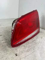 Volkswagen PASSAT B7 Lampy tylnej klapy bagażnika 3AF945094M