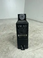 Volkswagen Tiguan Glow plug pre-heat relay 04L907281