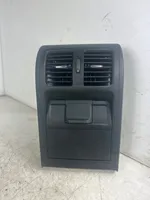 Volkswagen PASSAT B7 Griglia di ventilazione posteriore 3AA819203