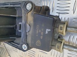 Dacia Duster Palanca/selector de cambios (interno) 8200760429