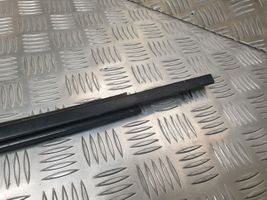 Mazda CX-3 Rivestimento modanatura del vetro della portiera anteriore 1609290845