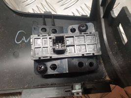 Nissan Qashqai Autres pièces du tableau de bord 684104EH0A