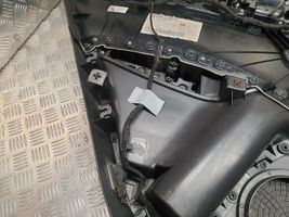 Audi Q5 SQ5 Takaoven verhoilu 8R0867306B