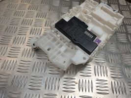 Suzuki Vitara (LY) Module de fusibles AA1A4881