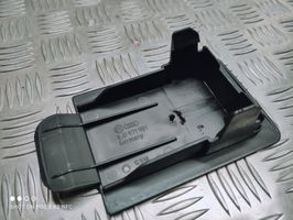 Audi A4 S4 B8 8K Otros repuestos del interior 8J0971981