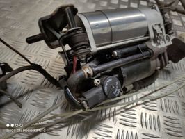 Mercedes-Benz E W212 Compresseur / pompe à suspension pneumatique 4Z01015200