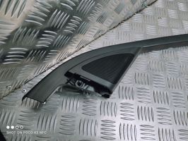 Audi A4 S4 B8 8K Listwa / Uszczelka szyby drzwi przednich 8K0867610