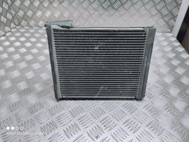 Suzuki Swift Ilmastointilaitteen sisälauhdutin (A/C) 75003800