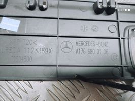 Mercedes-Benz A W176 Inny element deski rozdzielczej A1766800106