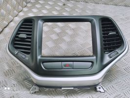 Jeep Cherokee Cadre, panneau d'unité radio / GPS 1WG52TRMAA