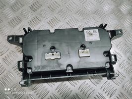 Mazda 3 II Panel klimatyzacji BBP361190K