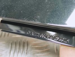 Mercedes-Benz S W221 Moulures des vitres de la porte arrière A2216901987