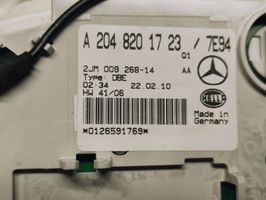 Mercedes-Benz GLK (X204) Illuminazione sedili anteriori A2048201723