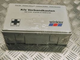 Audi A4 S4 B8 8K First aid kit 