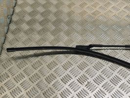 Volkswagen Golf VI Windshield/front glass wiper blade 