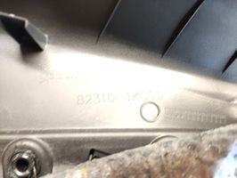 Hyundai ix20 Revestimiento de puerta delantera 823101K000