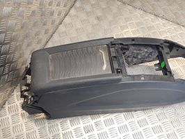 Citroen C4 II Picasso Centrālā konsole 9677280477