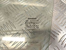 Nissan Juke I F15 Etuoven ikkunalasi, neliovinen malli 43R007951