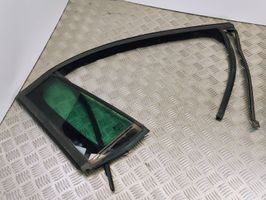 Opel Zafira C Rear vent window glass d2026411