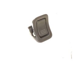 Mercedes-Benz S W221 Supporto di fissaggio della rete portaoggetti A2218100040