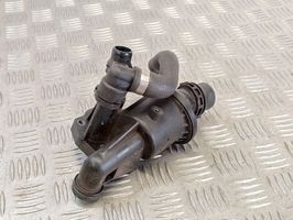 BMW 1 F20 F21 Termostaatin kotelo 8575625