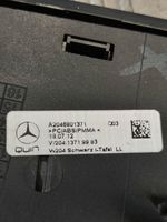 Mercedes-Benz C W204 Rivestimento del vano portaoggetti del cruscotto A2046801371