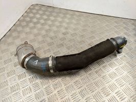 Audi Q2 - Tube d'admission de tuyau de refroidisseur intermédiaire 04L145828