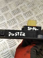 Dacia Duster Включатель электрических окон 809601386