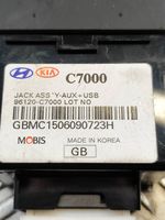 Hyundai i10 Câble adaptateur AUX 96120C7000