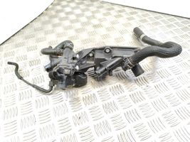 Nissan Qashqai Boîtier de thermostat / thermostat 110600353R