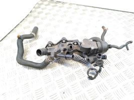 Nissan Qashqai Boîtier de thermostat / thermostat 110600353R