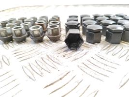 Opel Astra K Nuts/bolts 