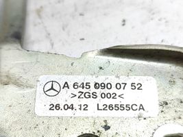 Mercedes-Benz B W246 W242 Degvielas filtra turētājs A6450900752