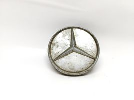 Mercedes-Benz B W246 W242 Alkuperäinen pölykapseli 2204000125