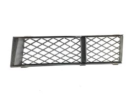 BMW 7 F01 F02 F03 F04 Grille inférieure de pare-chocs avant 727584