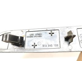 Audi Q2 - Odblask lampy tylnej 81A945106