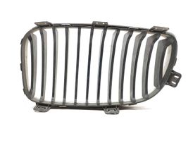 BMW 1 E81 E87 Grille calandre supérieure de pare-chocs avant 7179656