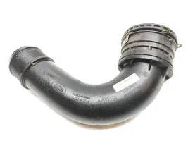 Land Rover Discovery Sport Tube d'admission de tuyau de refroidisseur intermédiaire GJ326C715