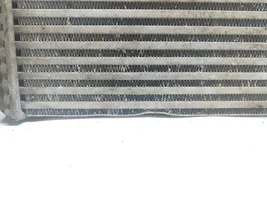 BMW 7 F01 F02 F03 F04 Starpdzesētāja radiators 7805629