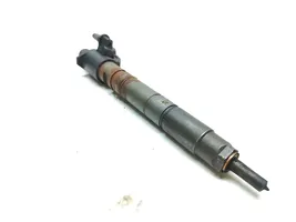 Volvo V40 Injecteur de carburant 31303238