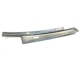 BMW 5 F10 F11 Moulures des vitres de la porte avant 7182272