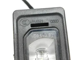 Audi Q3 8U Lampa oświetlenia tylnej tablicy rejestracyjnej 4G0943021