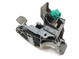 Renault Trafic III (X82) Pedal de freno 465016415R