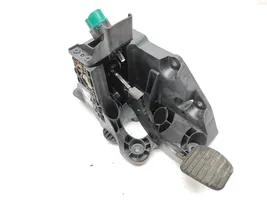 Renault Trafic III (X82) Pedal de freno 465016415R