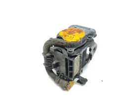 Audi Q3 8U Pas bezpieczeństwa fotela przedniego 8U0857705C