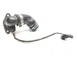 Renault Megane IV Tuyau de liquide de refroidissement moteur 147138070R