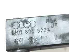 Audi A4 S4 B8 8K Jäähdyttimen kehyksen suojapaneelin kiinnike 8K0805528A