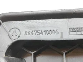 Mercedes-Benz Vito Viano W447 Coperchio/tappo della scatola vassoio della batteria A4475410005