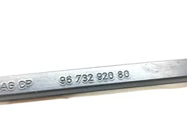 Citroen C3 Front wiper blade arm 9673292080