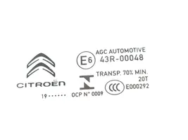 Citroen C3 Основное стекло передних дверей (четырехдверного автомобиля) 43R00048